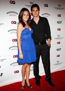 Italia Ricci feet photo thumbnail