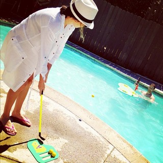 Italia Ricci feet photo thumbnail