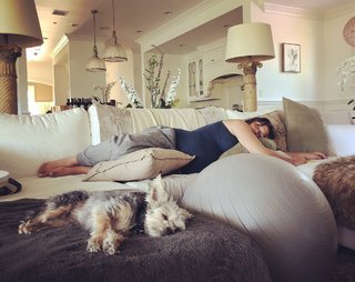 Italia Ricci feet photo thumbnail