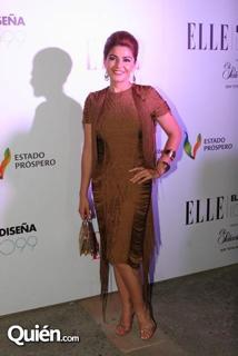 Itatí Cantoral feet photo thumbnail