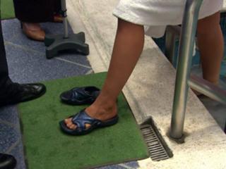 Itatí Cantoral feet photo thumbnail