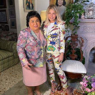 Itatí Cantoral feet photo thumbnail