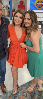 Itatí Cantoral feet photo thumbnail