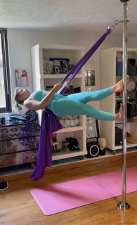 Itatí Cantoral feet photo thumbnail