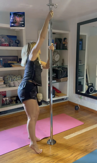 Itatí Cantoral feet photo thumbnail