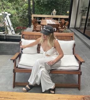 Itatí Cantoral feet photo thumbnail