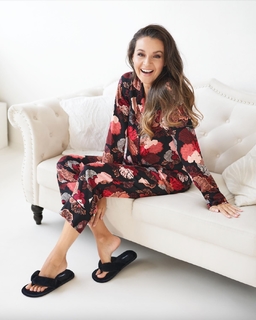 Iva Kubelková feet photo 3