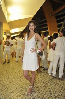 Iva Lamarão feet photo 1