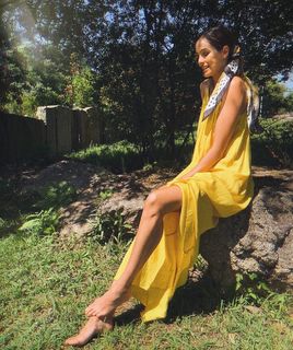 Iva Lamarão feet photo 9