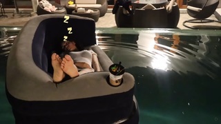 Ivana Alawi feet photo 16