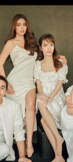 Ivana Alawi feet photo 9