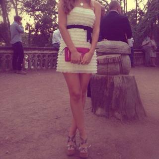 Ivana Baquero feet photo thumbnail