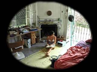 Ivana Baquero feet photo thumbnail