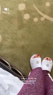 Ivana Baquero feet photo thumbnail