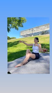 Ivana Baquero feet photo thumbnail