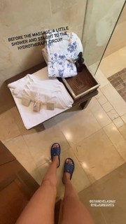 Ivana Baquero feet photo thumbnail