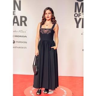 Ivana Baquero feet photo thumbnail