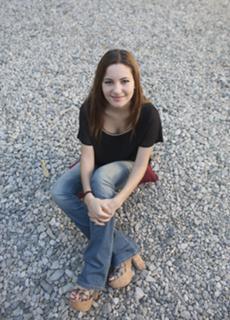 Ivana Baquero feet photo thumbnail