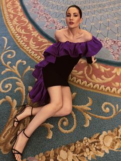 Ivana Baquero feet photo thumbnail