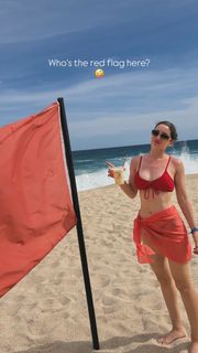 Ivana Baquero feet photo 4