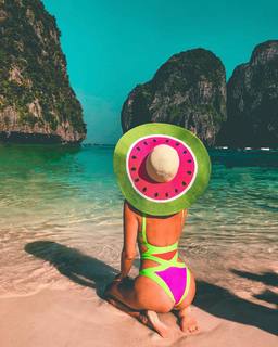 Ivana Knöll feet photo thumbnail