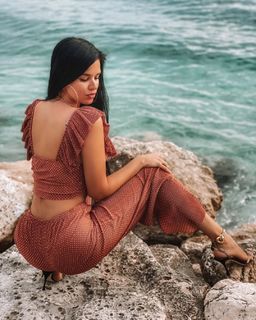 Ivana Knöll feet photo thumbnail