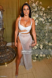 Ivana Knöll feet photo thumbnail