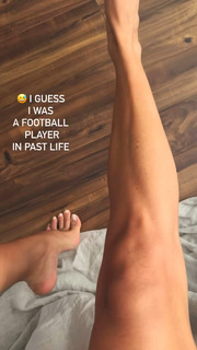Ivana Knöll feet photo thumbnail