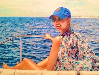 Ivanka Trump feet photo thumbnail