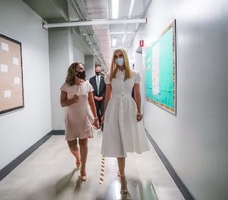 Ivanka Trump feet photo thumbnail