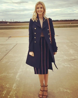 Ivanka Trump feet photo thumbnail