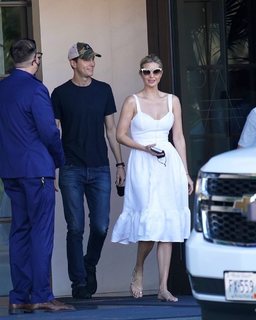 Ivanka Trump feet photo thumbnail