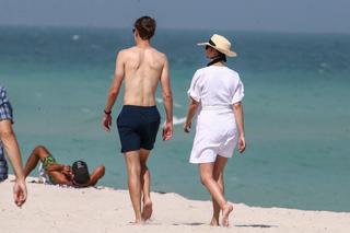 Ivanka Trump feet photo thumbnail