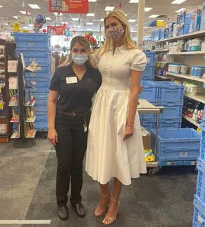 Ivanka Trump feet photo thumbnail