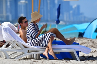 Ivanka Trump feet photo thumbnail