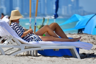 Ivanka Trump feet photo thumbnail