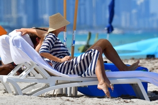 Ivanka Trump feet photo thumbnail