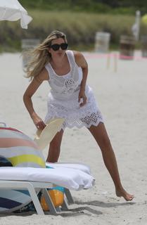 Ivanka Trump feet photo thumbnail