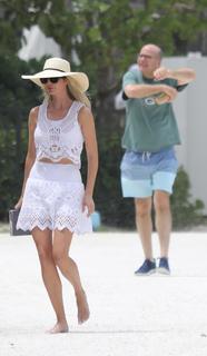 Ivanka Trump feet photo thumbnail