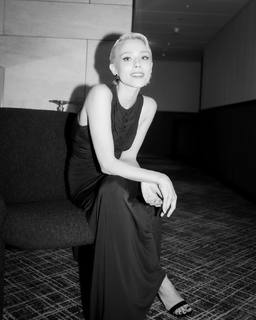 Ivanna Sakhno feet photo 8