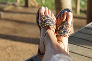 Ivete Sangalo feet photo 8