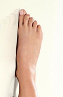 Ivete Sangalo feet photo 13