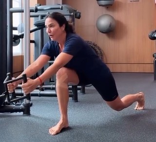 Ivete Sangalo feet photo 10