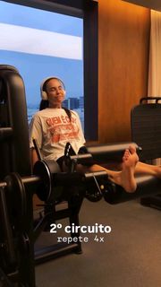 Ivete Sangalo feet photo 4