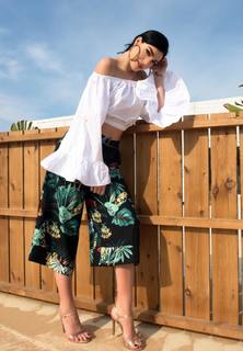 Ivi Adamou feet photo 10