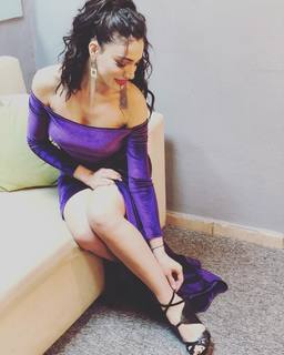 Ivi Adamou feet photo 3