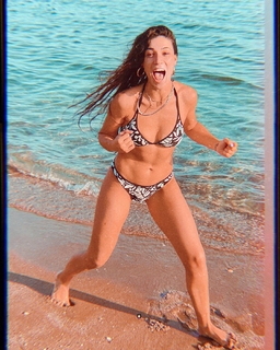Ivi Adamou feet photo 5
