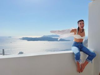 Ivi Adamou feet photo 17