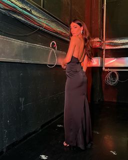 Ivi Adamou feet photo 10