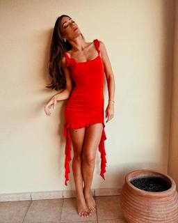 Ivi Adamou feet photo 6